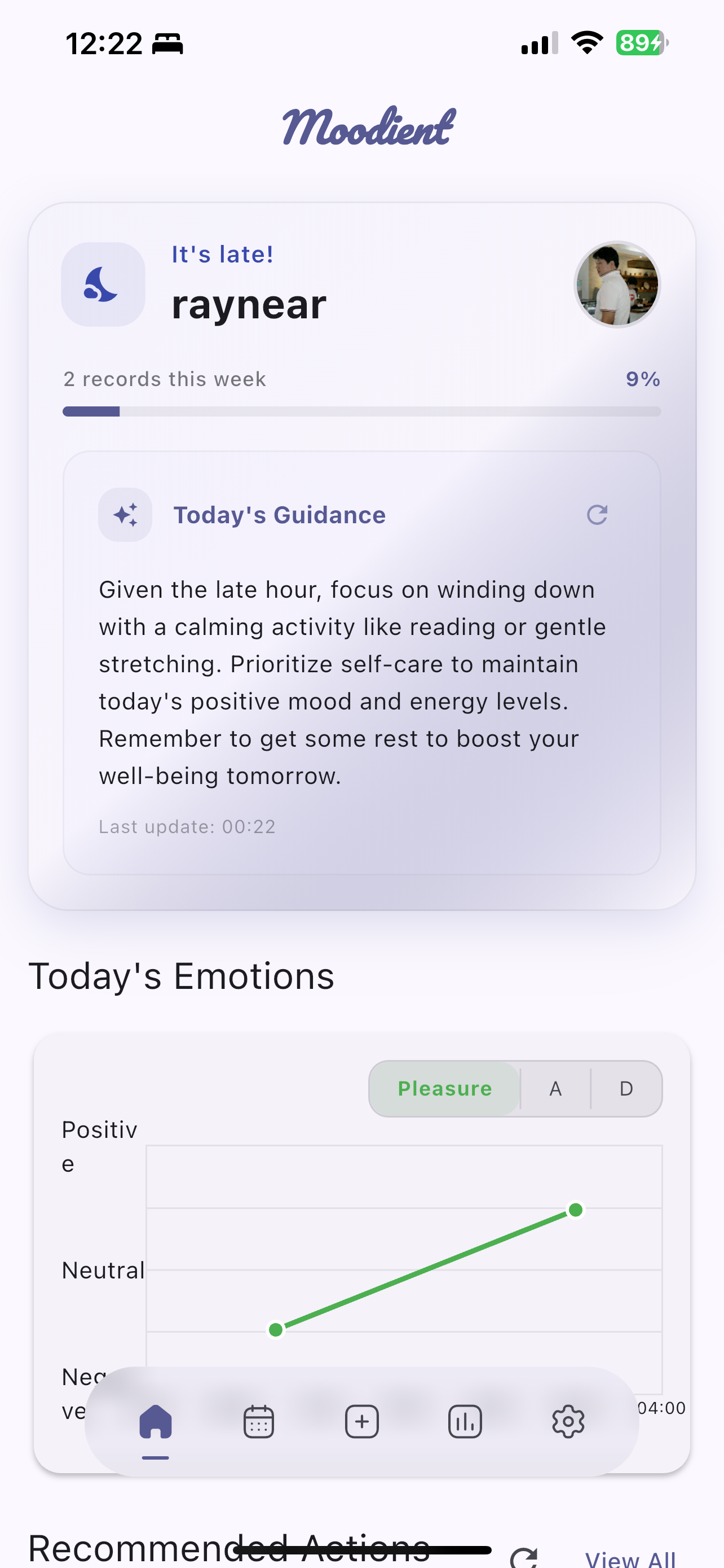 Moodient App Main Interface - Emotion Tracking Dashboard showing mood analytics and AI insights